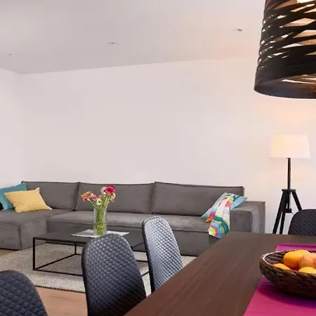 Gorgeous For 8 Guests سبليت